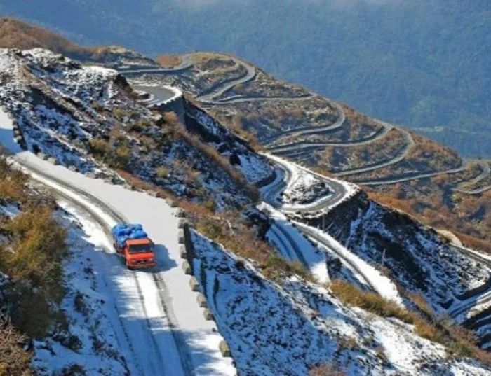 Gangtok/darjeeling car tour package